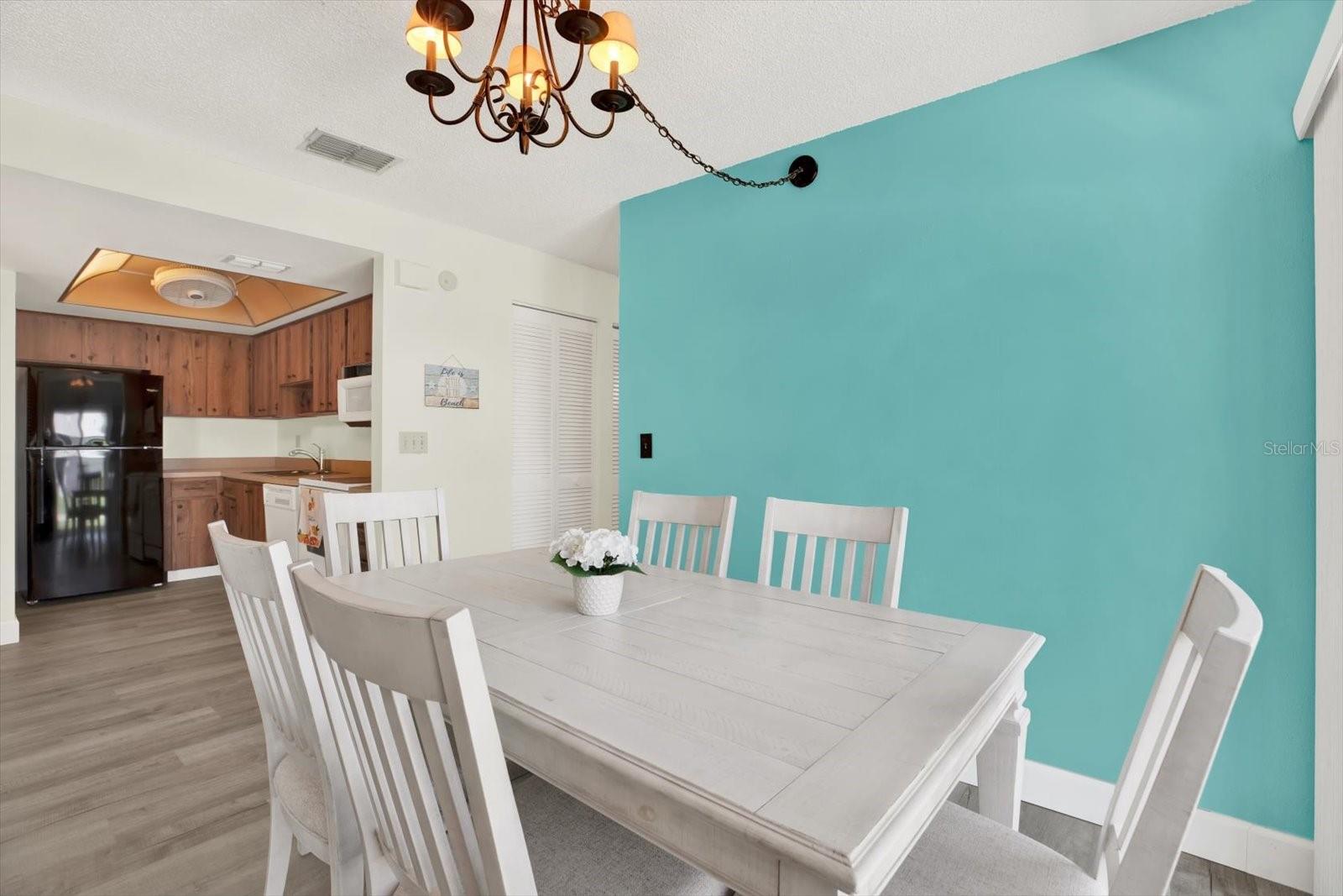 WEST SHORE VILLAGE SIX - Residential