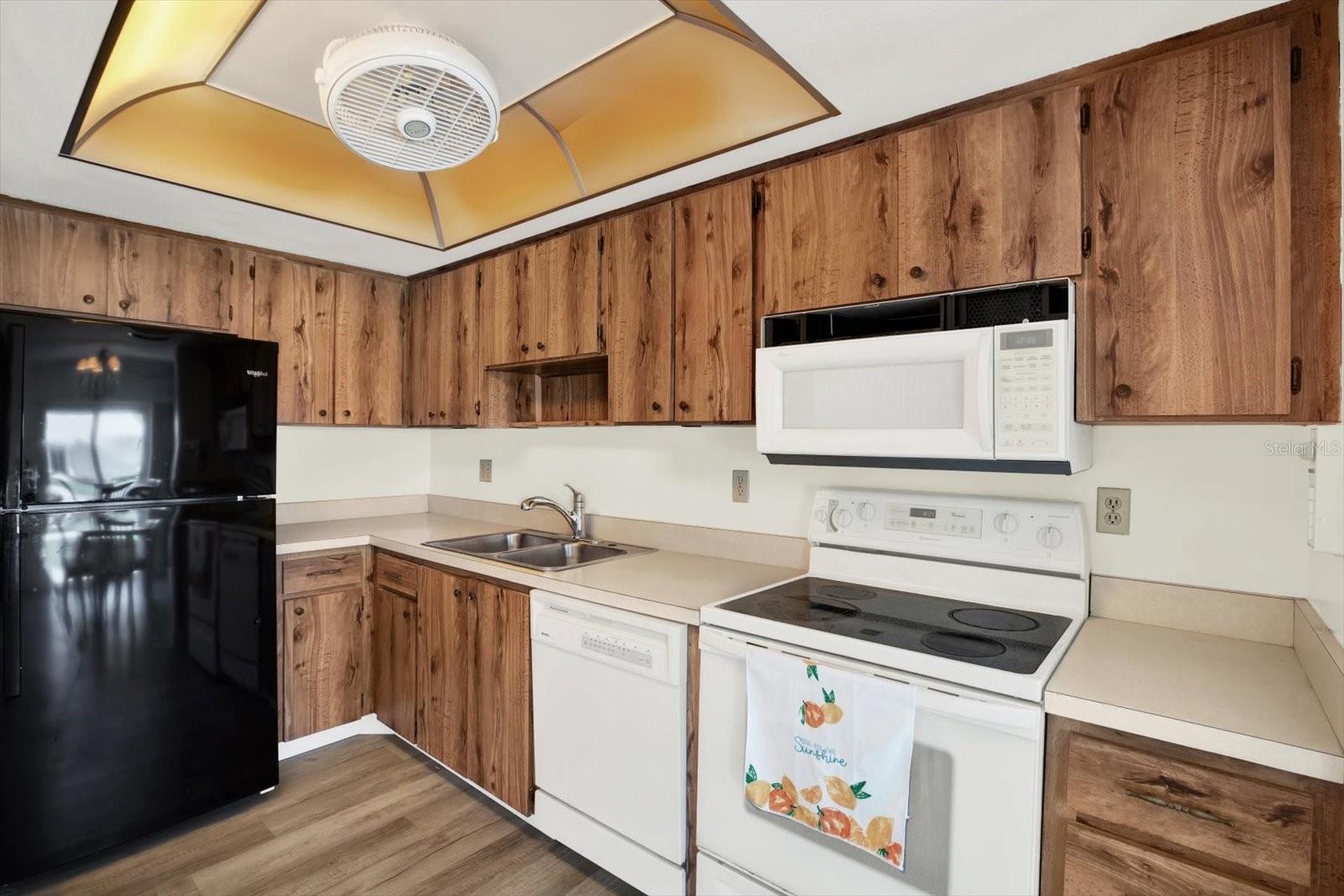 WEST SHORE VILLAGE SIX - Residential