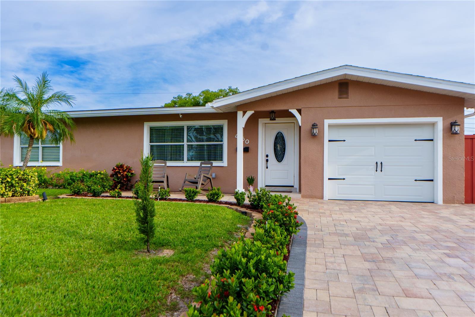 BROADACRES - Residential