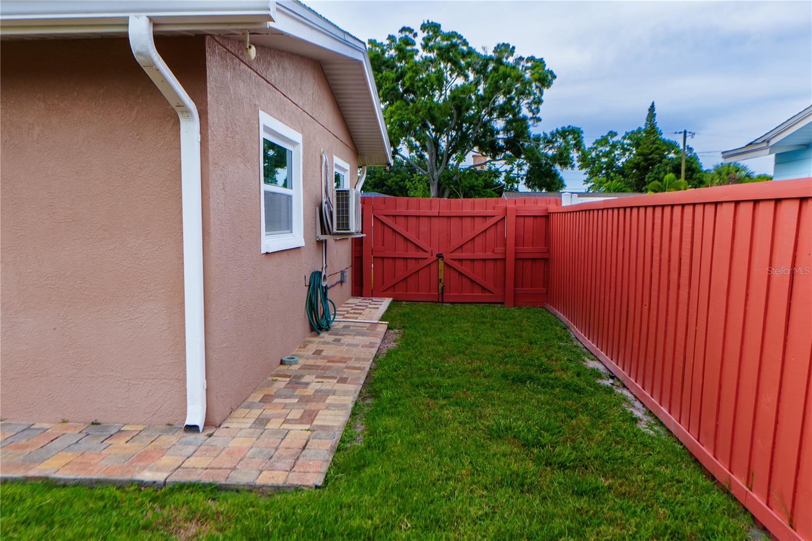 BROADACRES - Residential