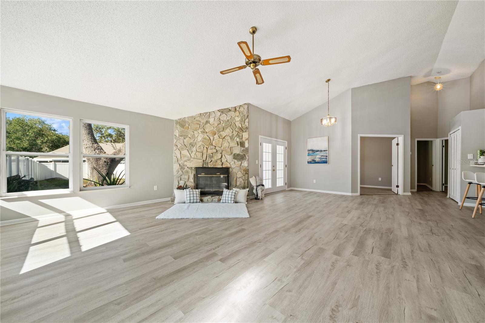 CRISTINA PH I - Residential