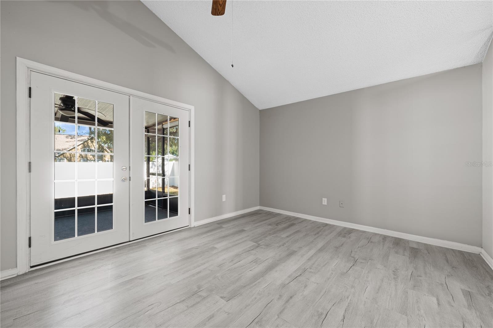 CRISTINA PH I - Residential