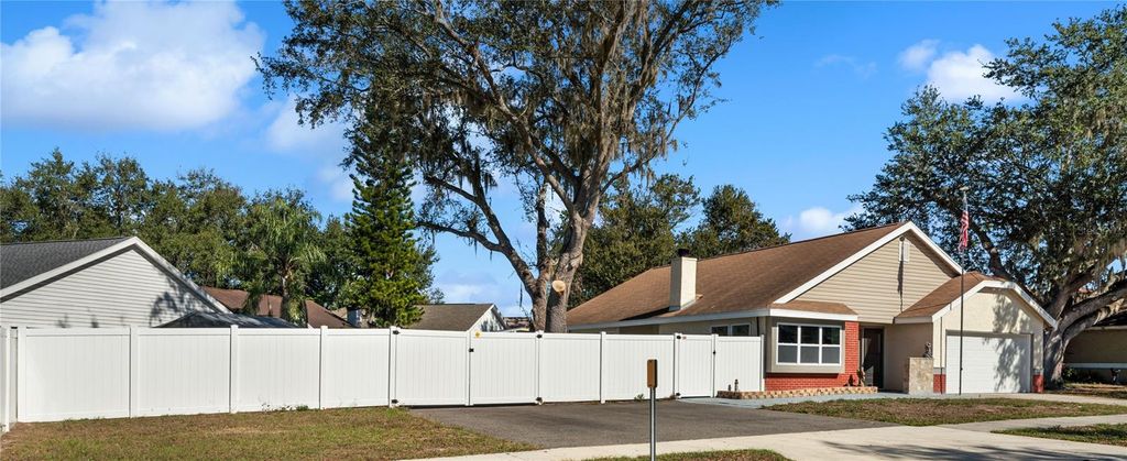 Photo of 11304 Maybrook Avenue, Riverview, FL 33569 (MLS # TB8461653)