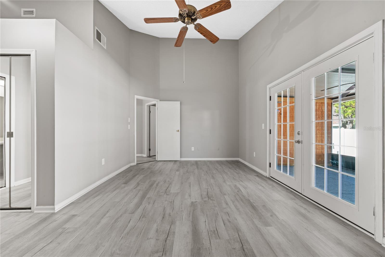 CRISTINA PH I - Residential