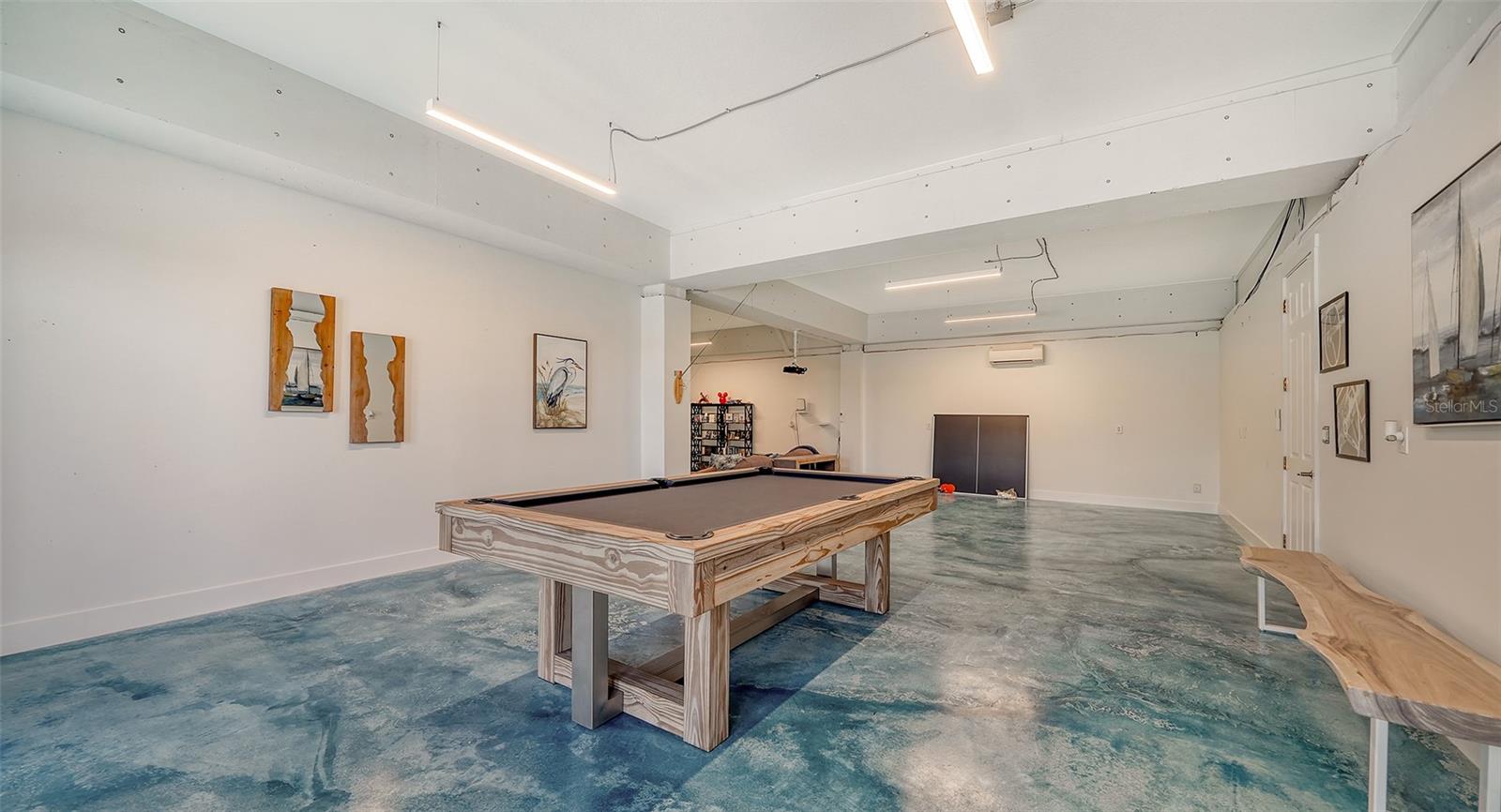 FISHERMENS BAY - Residential