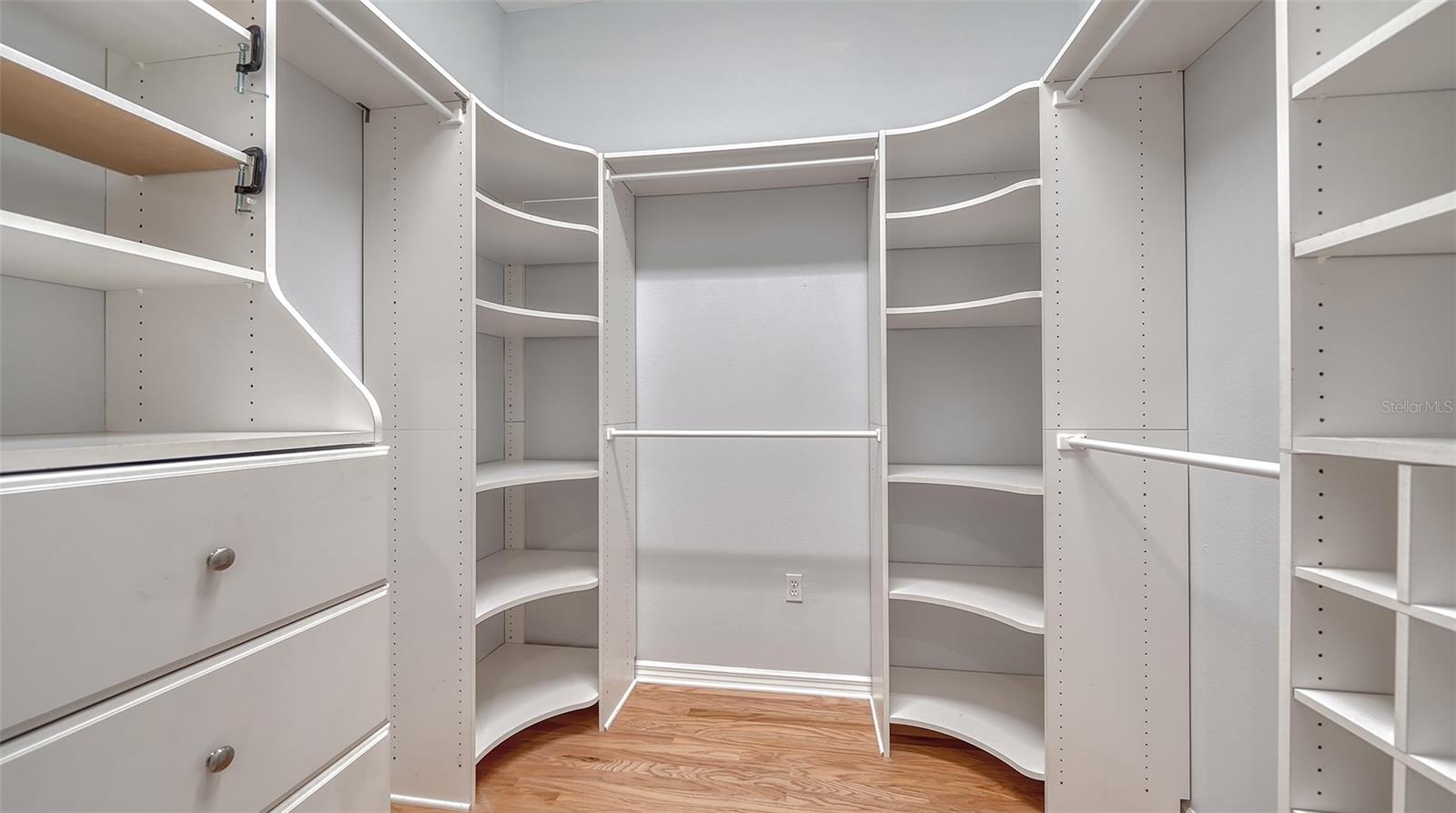 FISHERMENS BAY - Residential