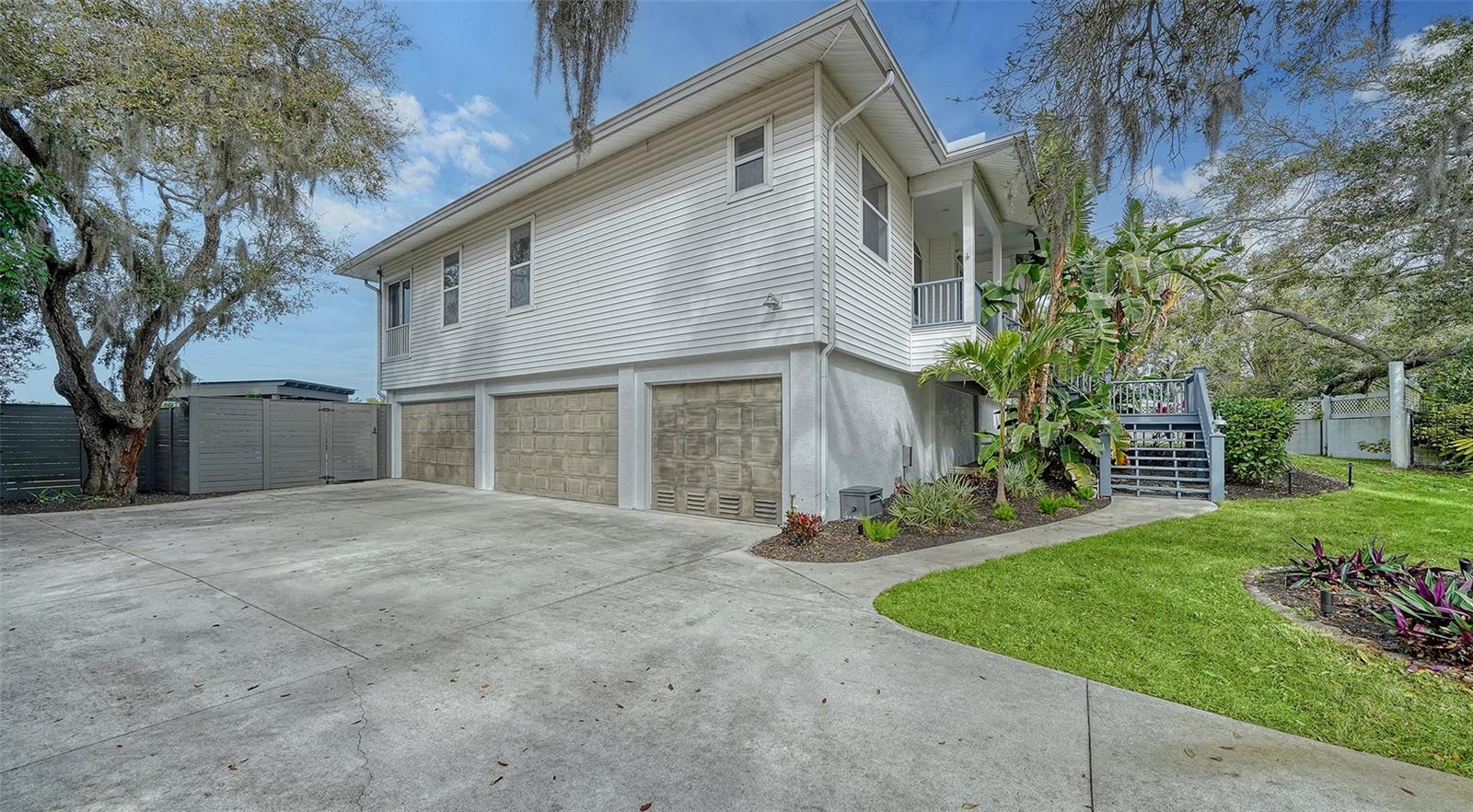 FISHERMENS BAY - Residential