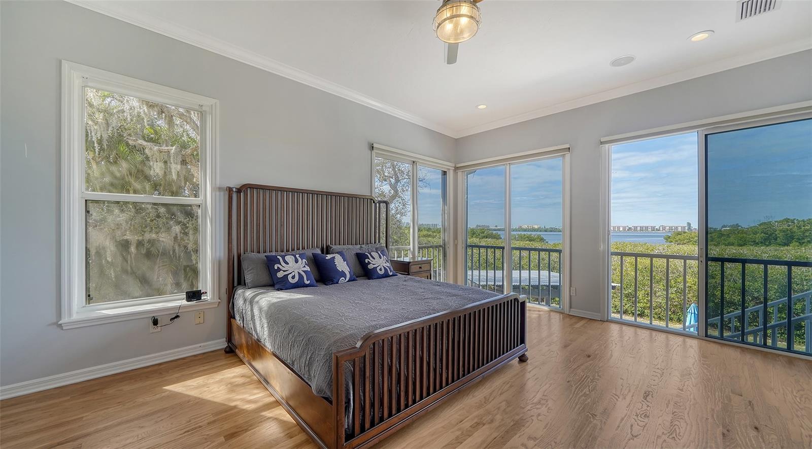 FISHERMENS BAY - Residential