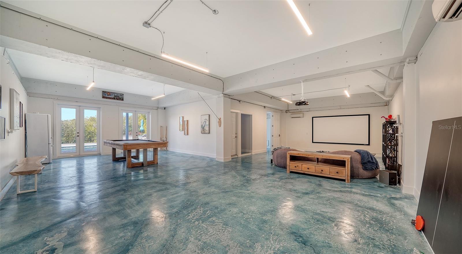 FISHERMENS BAY - Residential