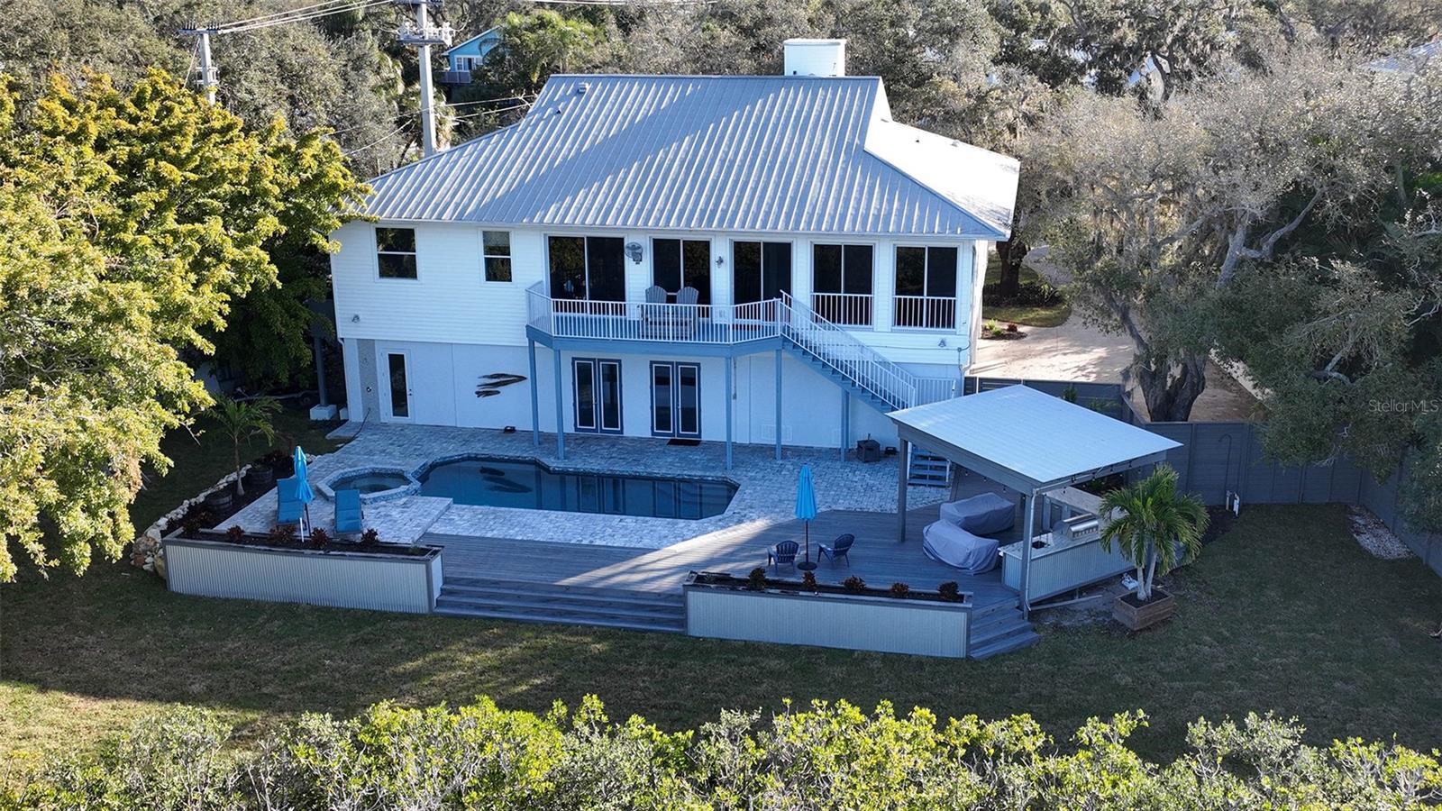 FISHERMENS BAY - Residential