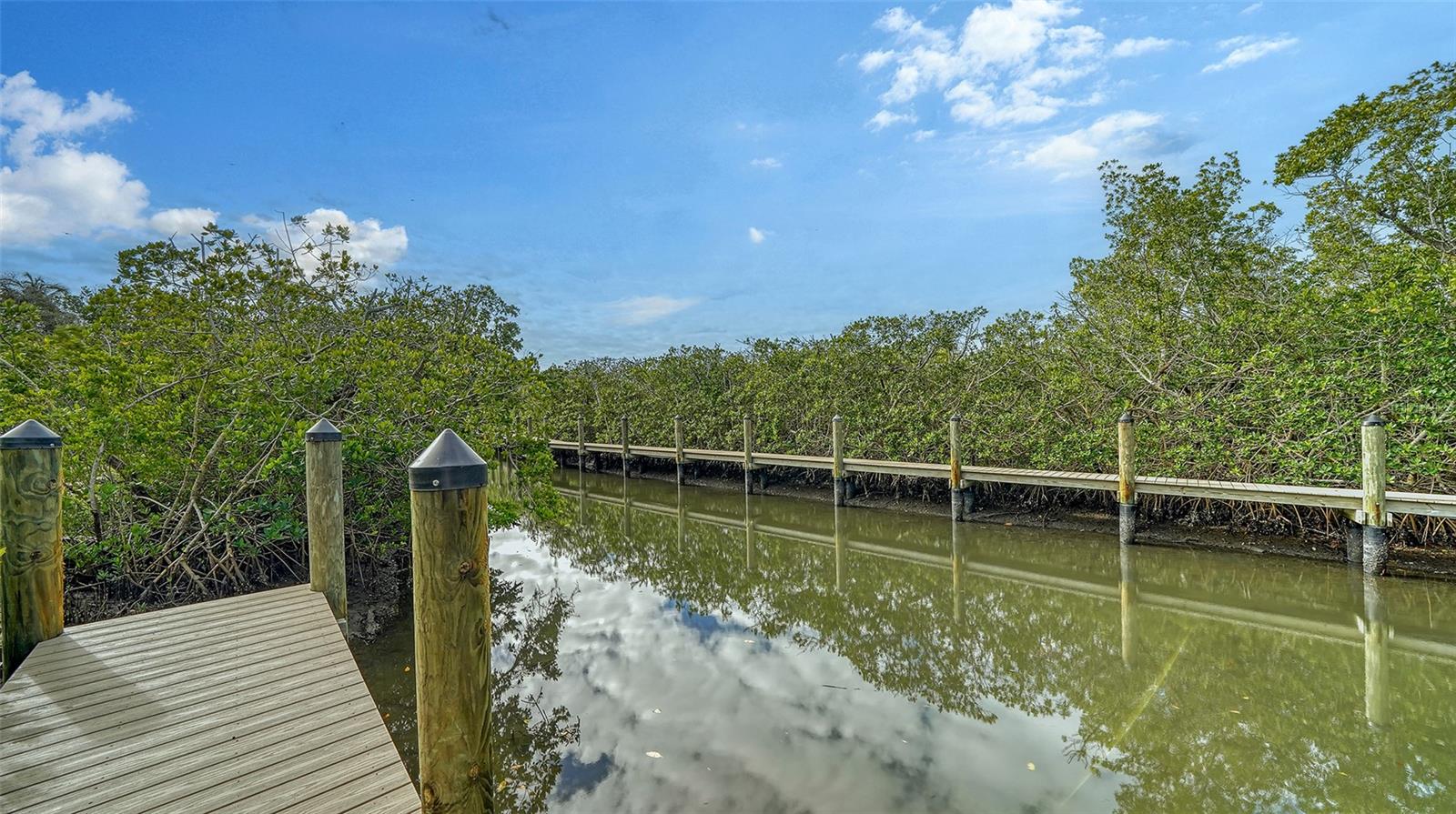 FISHERMENS BAY - Residential