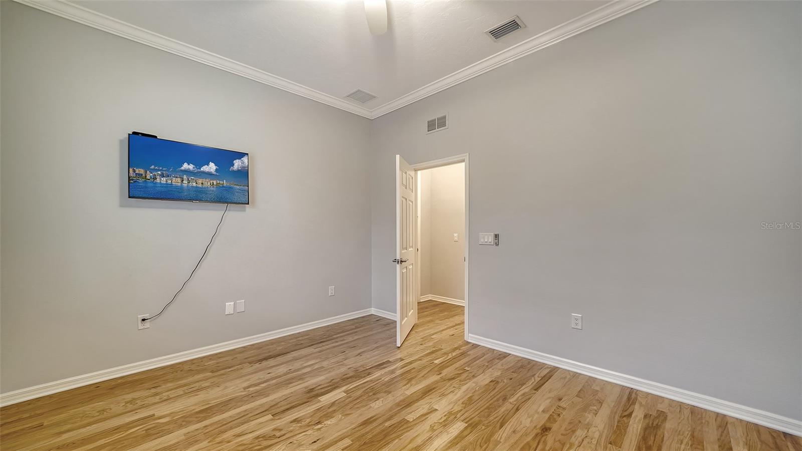 FISHERMENS BAY - Residential