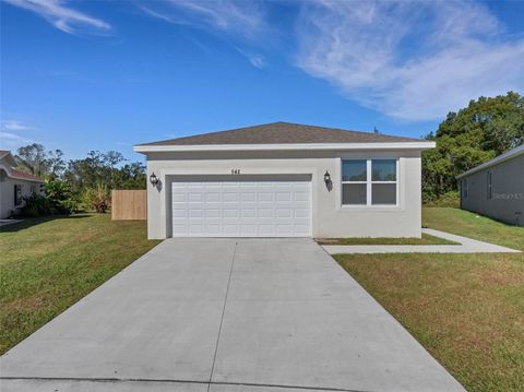 A home in PLANT CITY