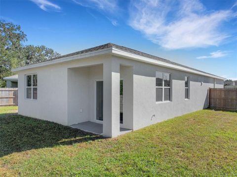 A home in PLANT CITY