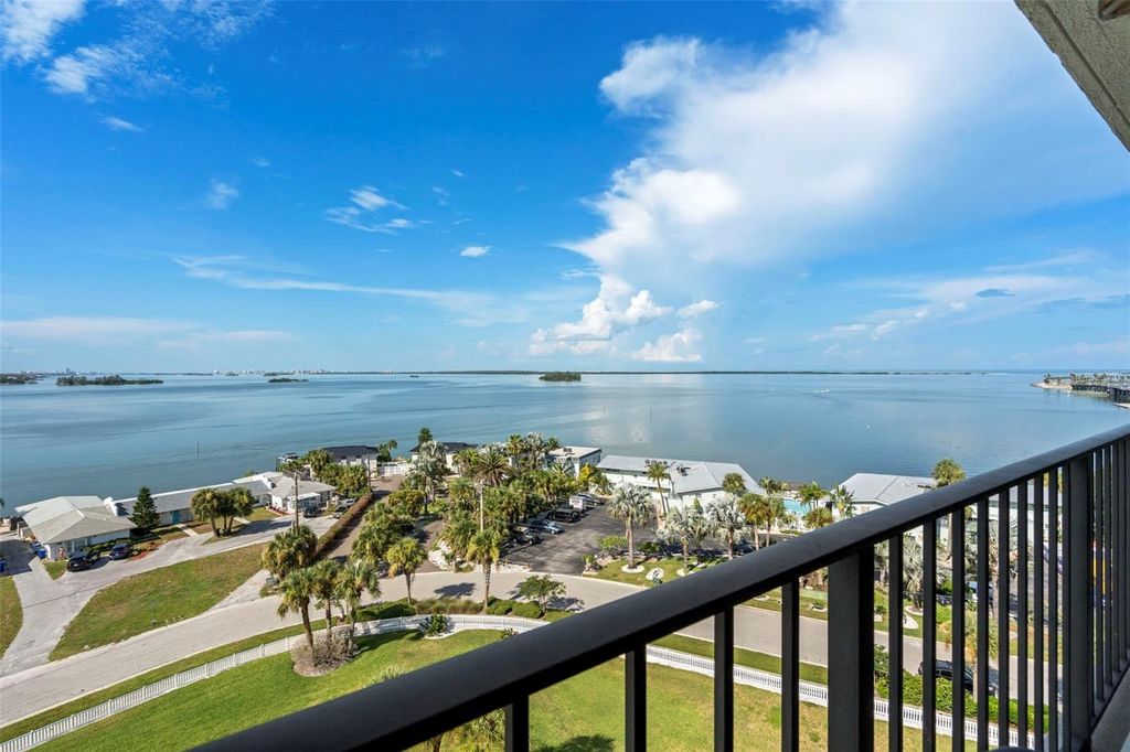 Photo of 2530 Gary Circle #903, Dunedin, FL 34698 (MLS # TB8414696)