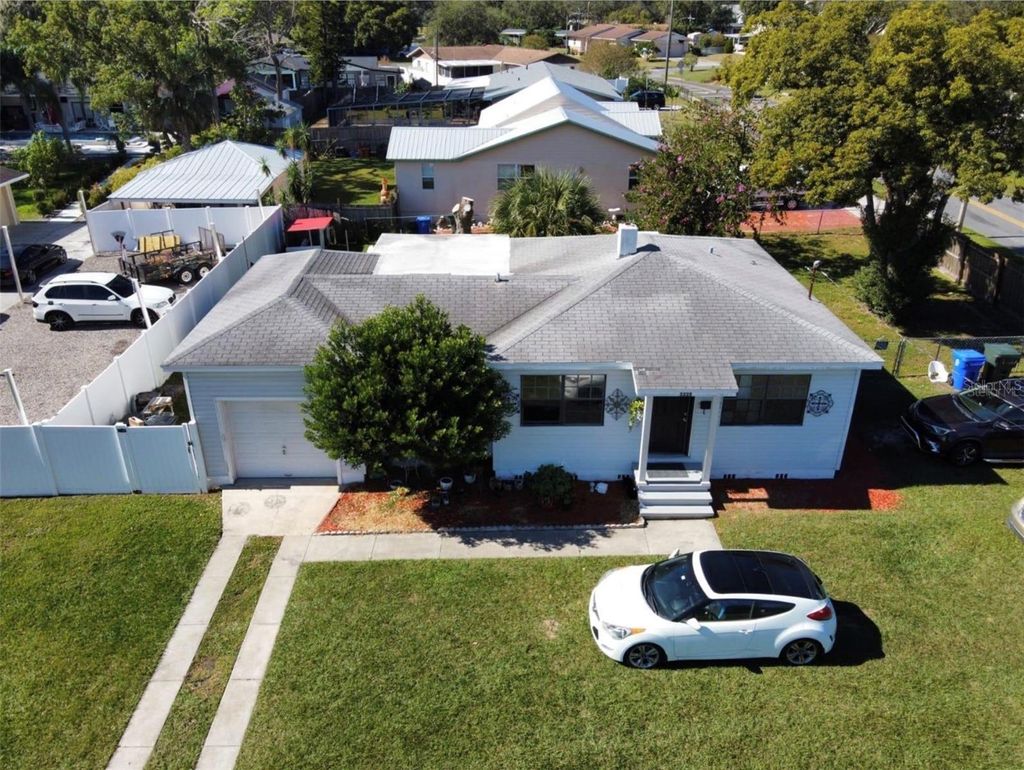 Photo of 3225 Cleveland Heights Boulevard, Lakeland, FL 33803 (MLS # L4961125)