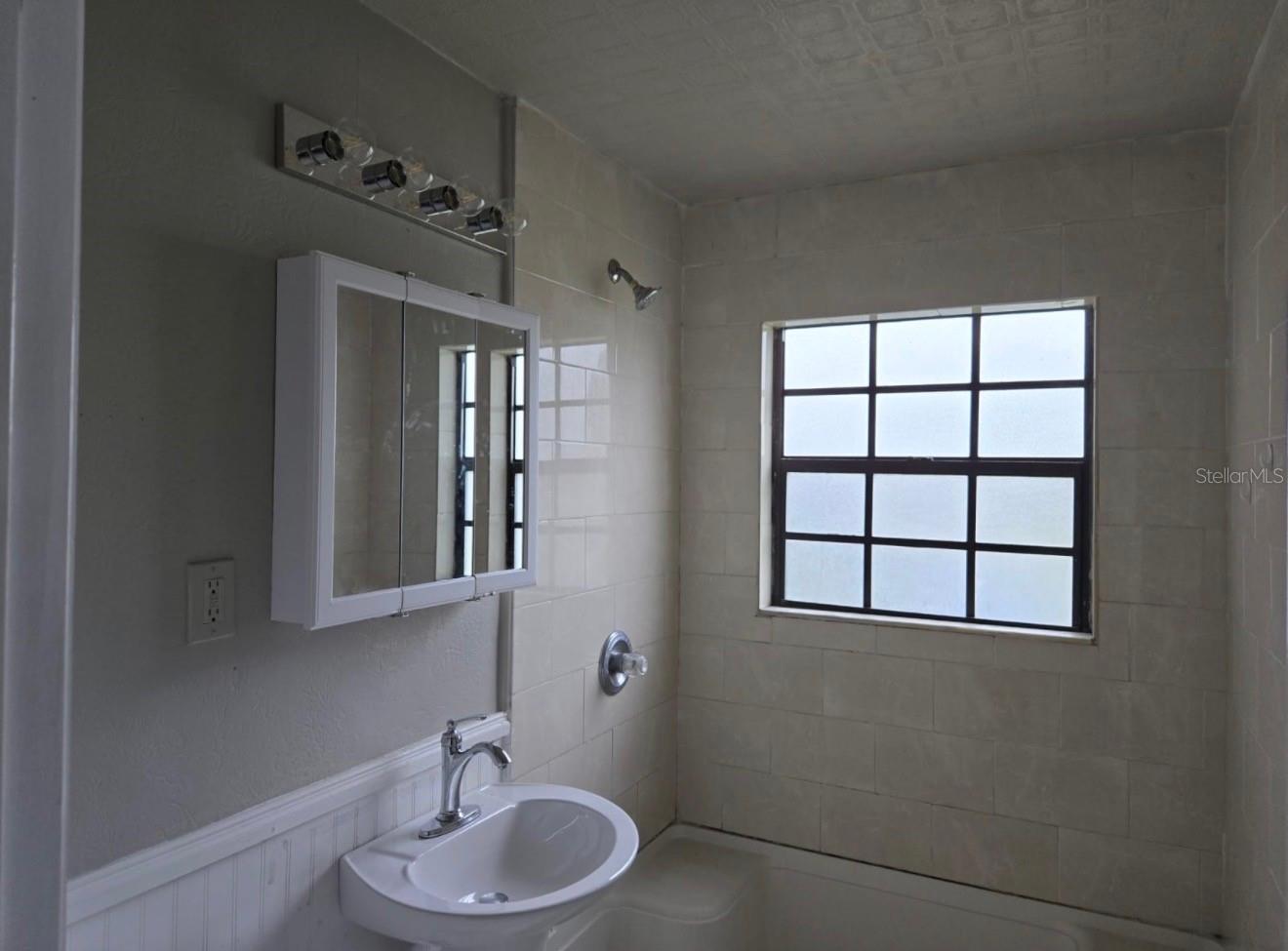 CLEVELAND HEIGHTS - Residential