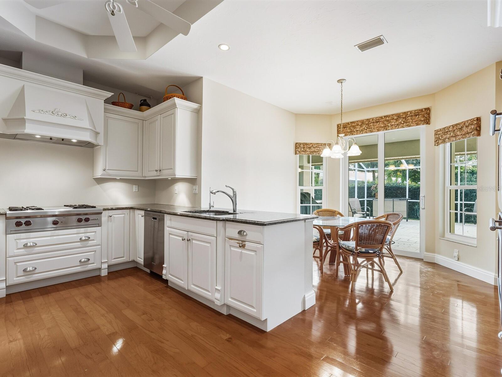 THE HIGHLANDS - Residential