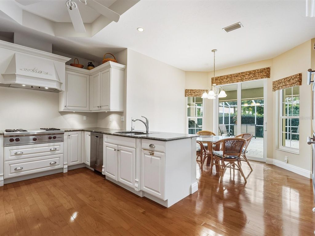 Photo of 4348 Highland Oaks Circle, Sarasota, FL 34235 (MLS # A4677669)