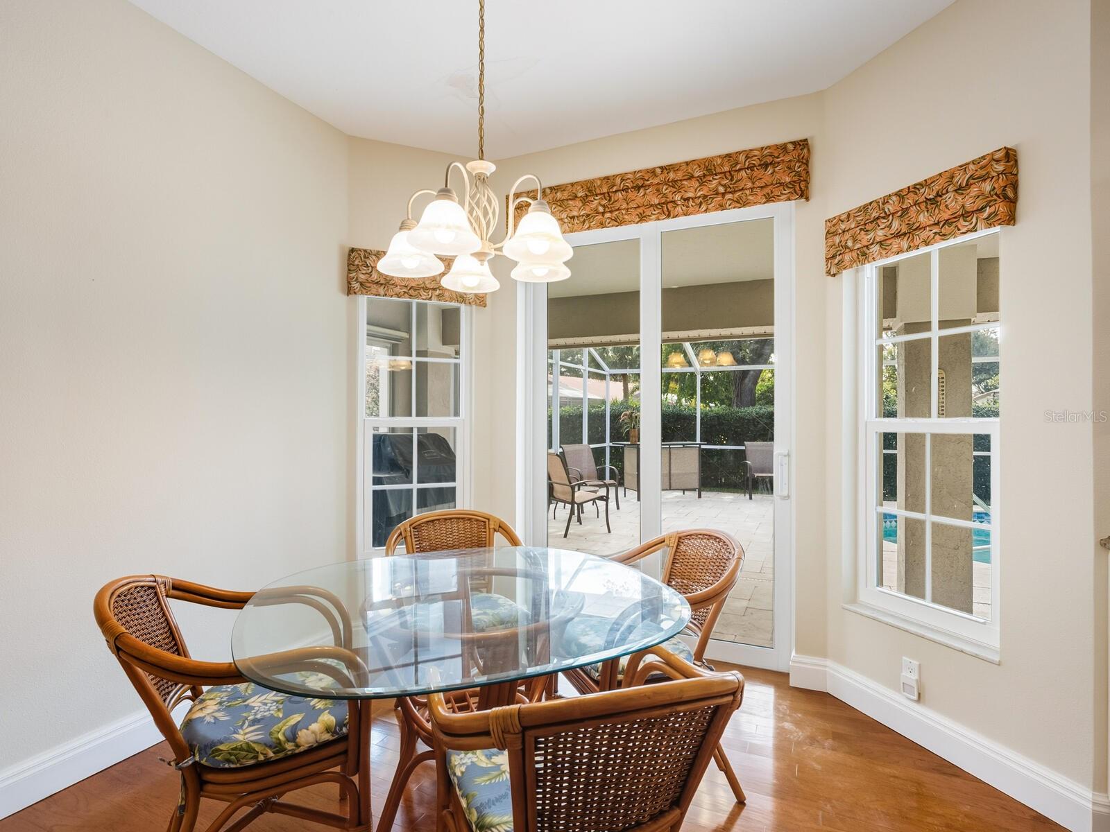 THE HIGHLANDS - Residential