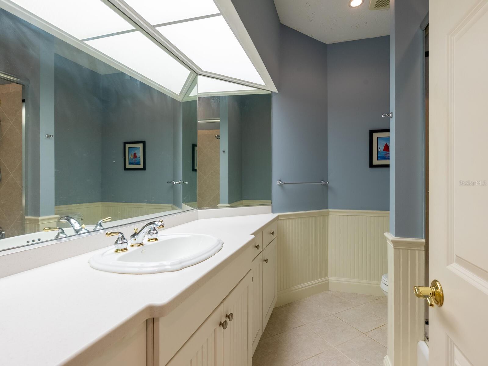 THE HIGHLANDS - Residential