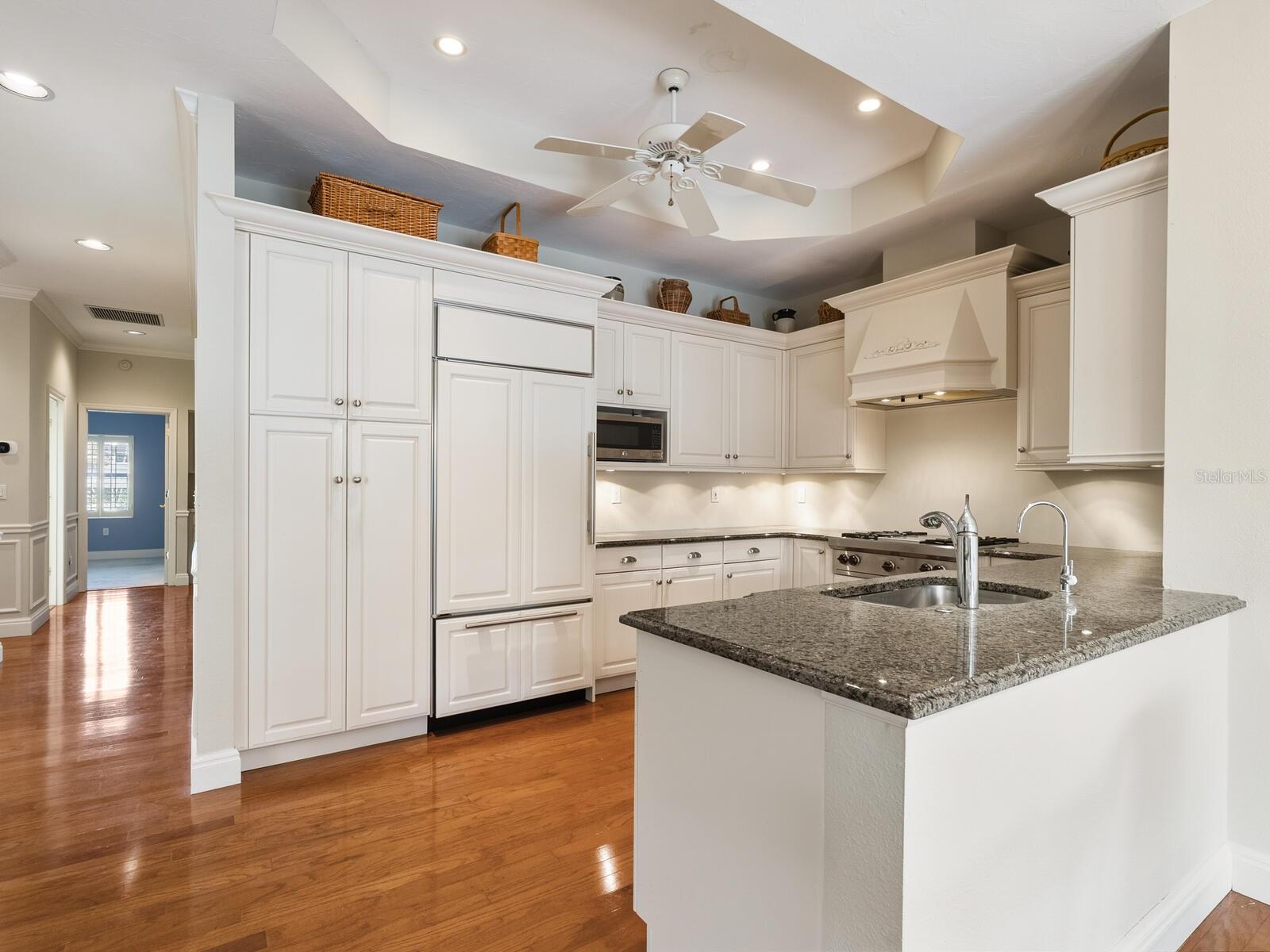 THE HIGHLANDS - Residential