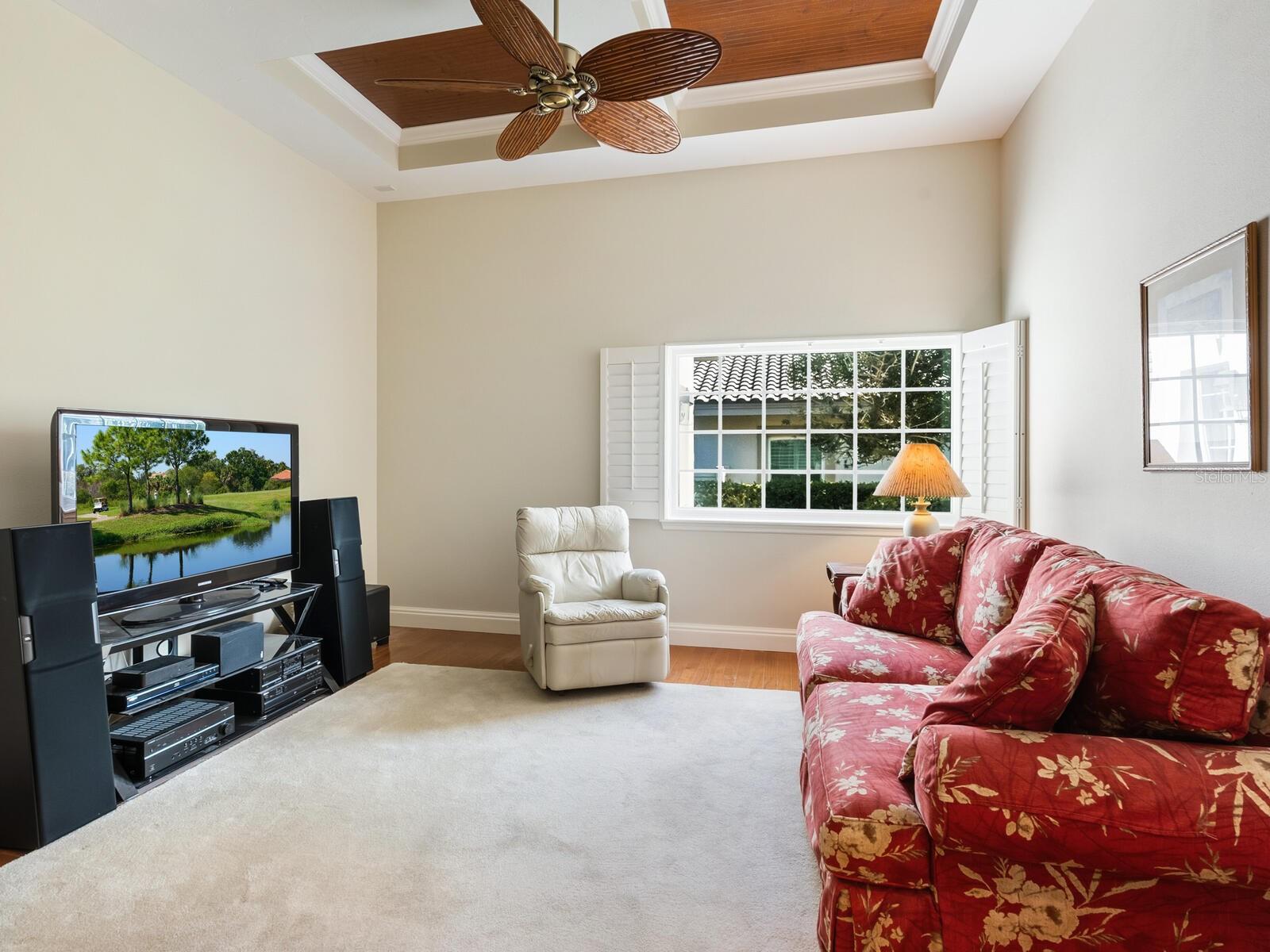 THE HIGHLANDS - Residential