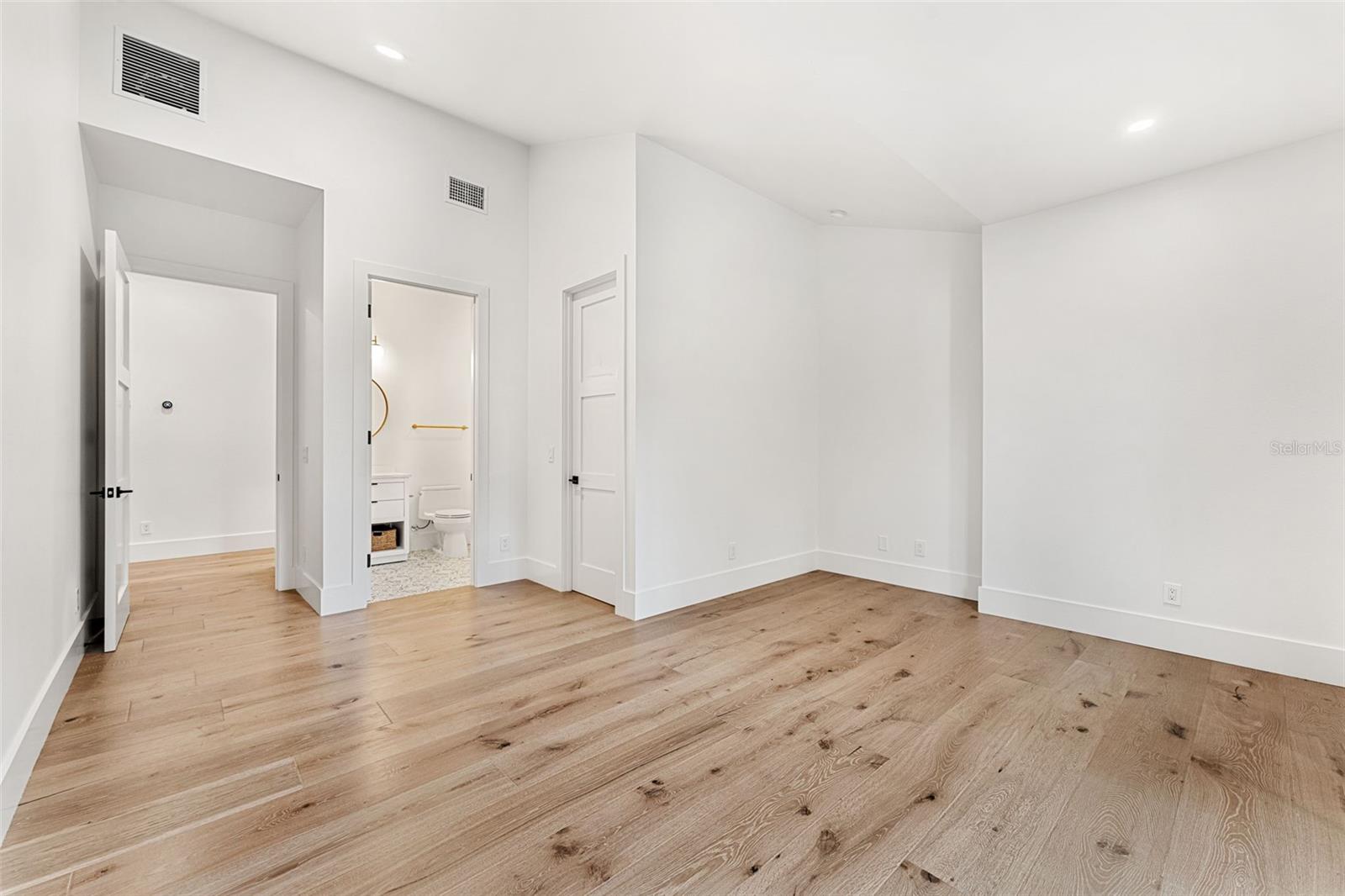 LANCASTER HEIGHTS - Residential