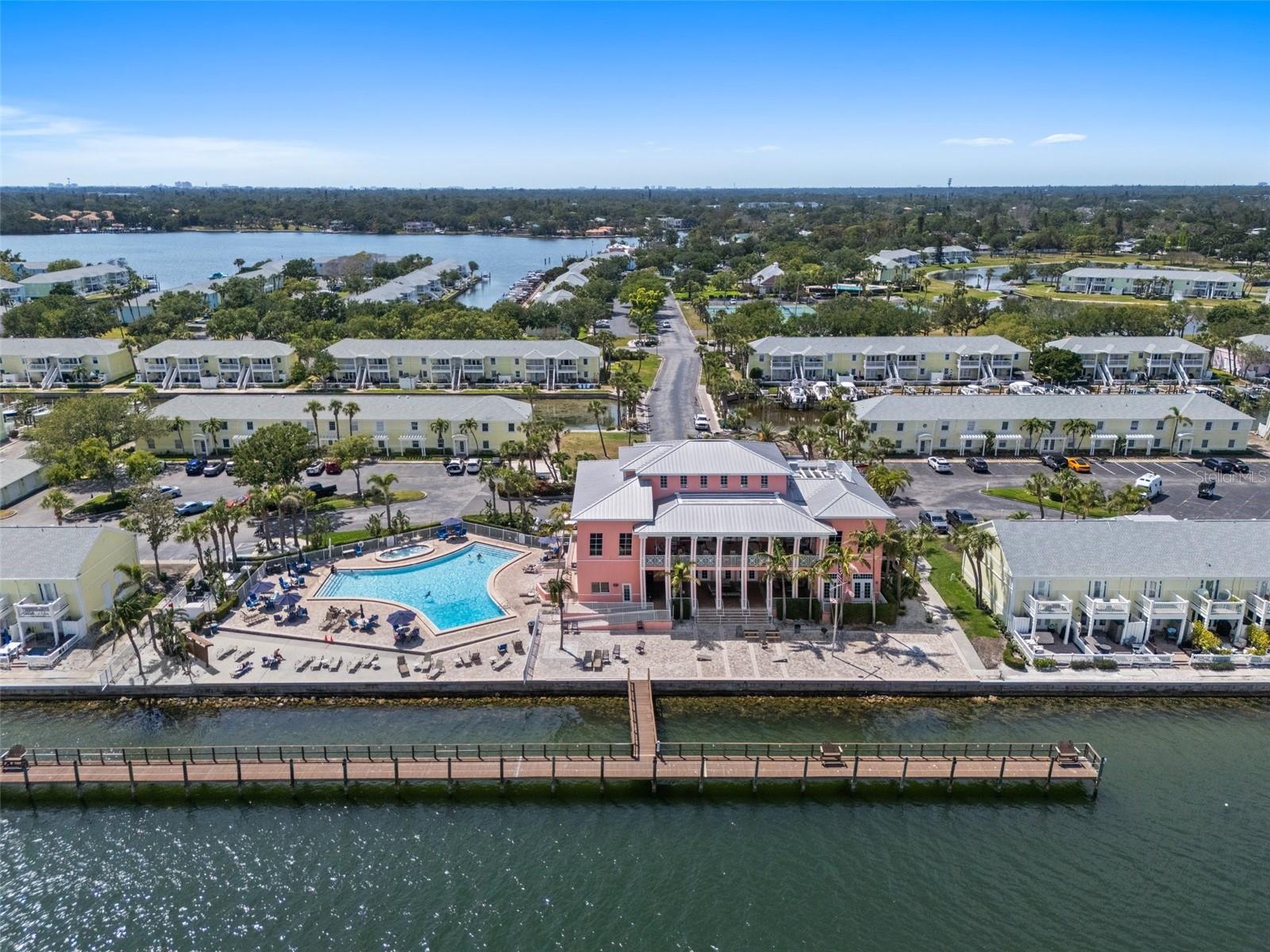 WATERSIDE AT COQUINA KEY SOUTH - Residential