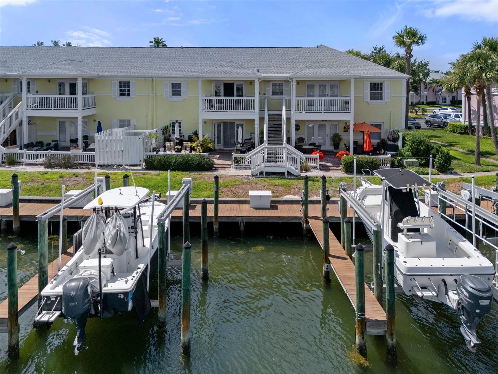 WATERSIDE AT COQUINA KEY SOUTH - Residential