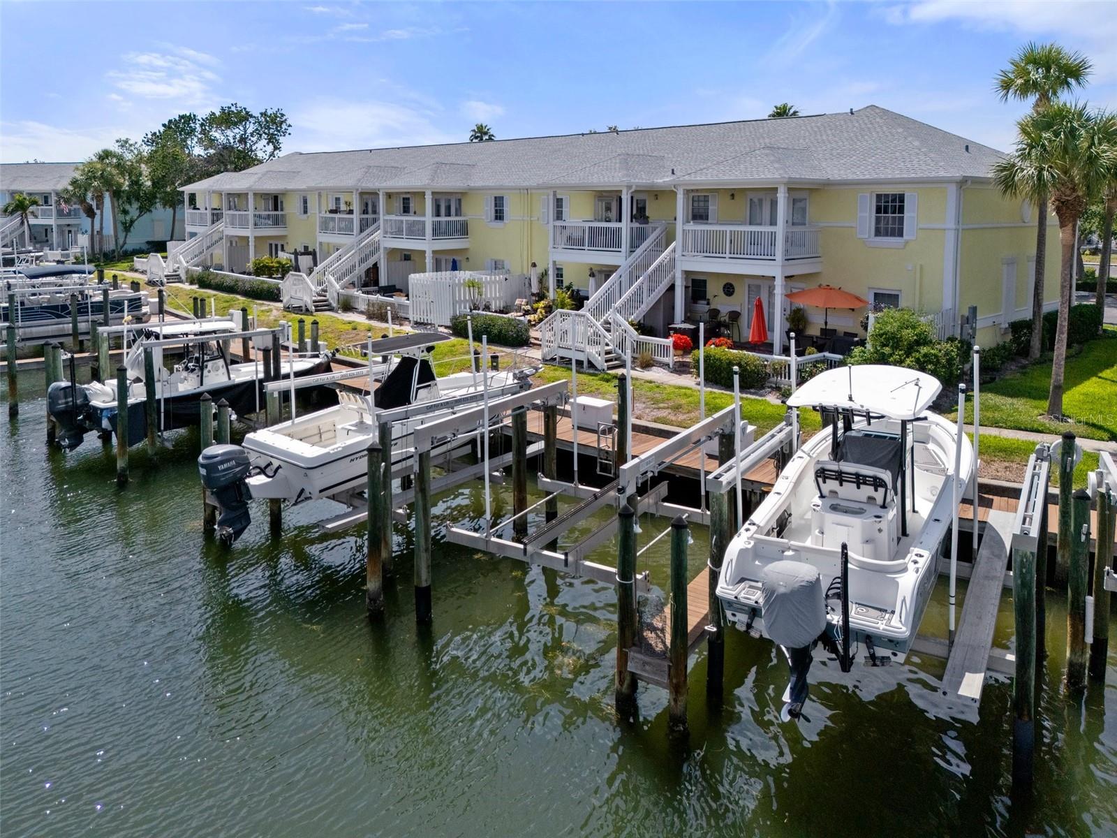 WATERSIDE AT COQUINA KEY SOUTH - Residential