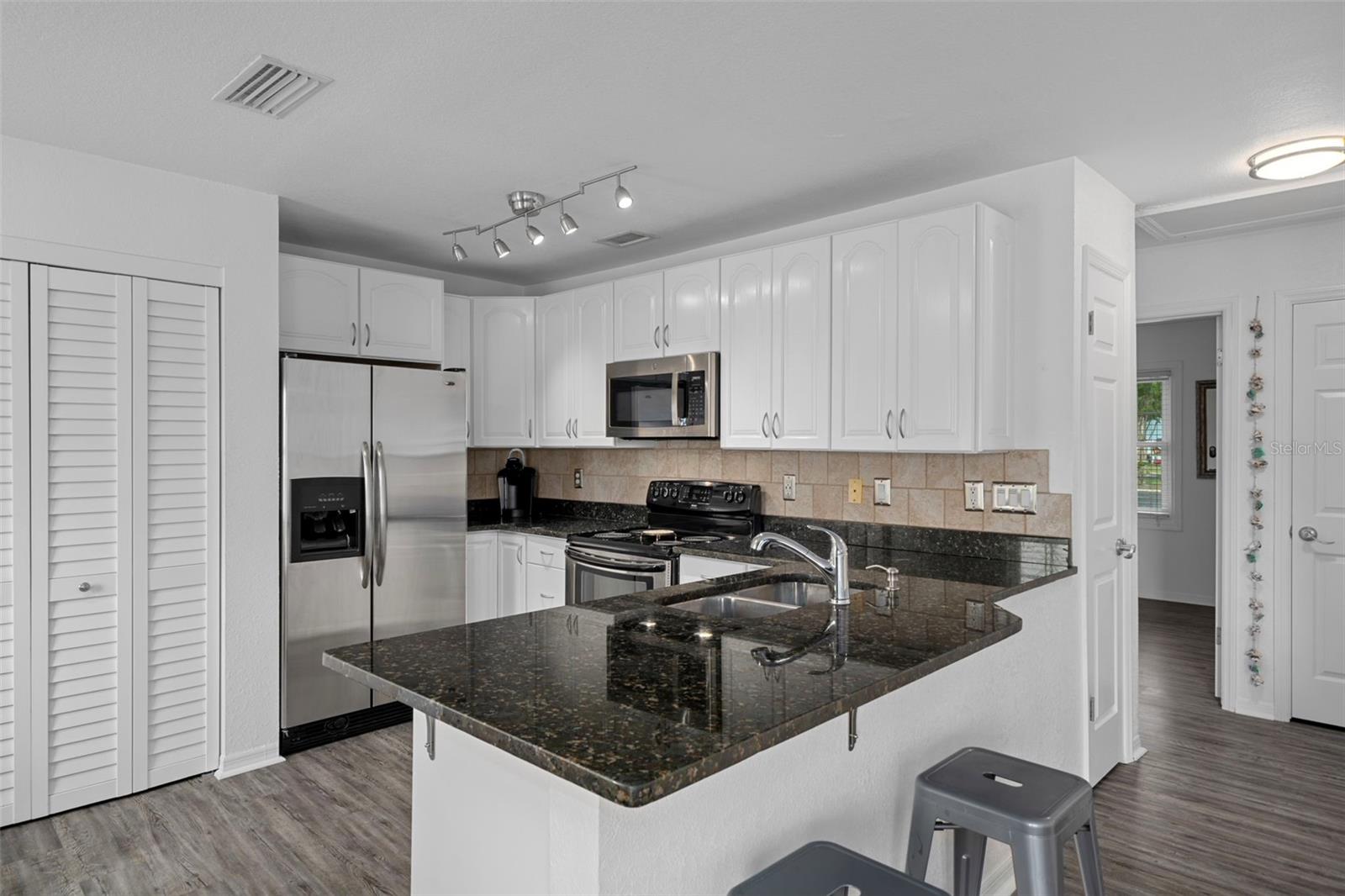 WATERSIDE AT COQUINA KEY SOUTH - Residential