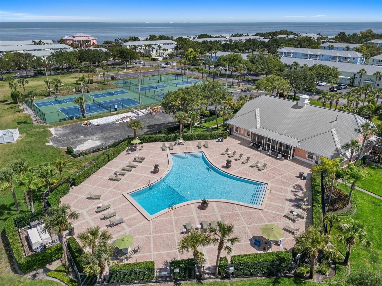 WATERSIDE AT COQUINA KEY SOUTH - Residential