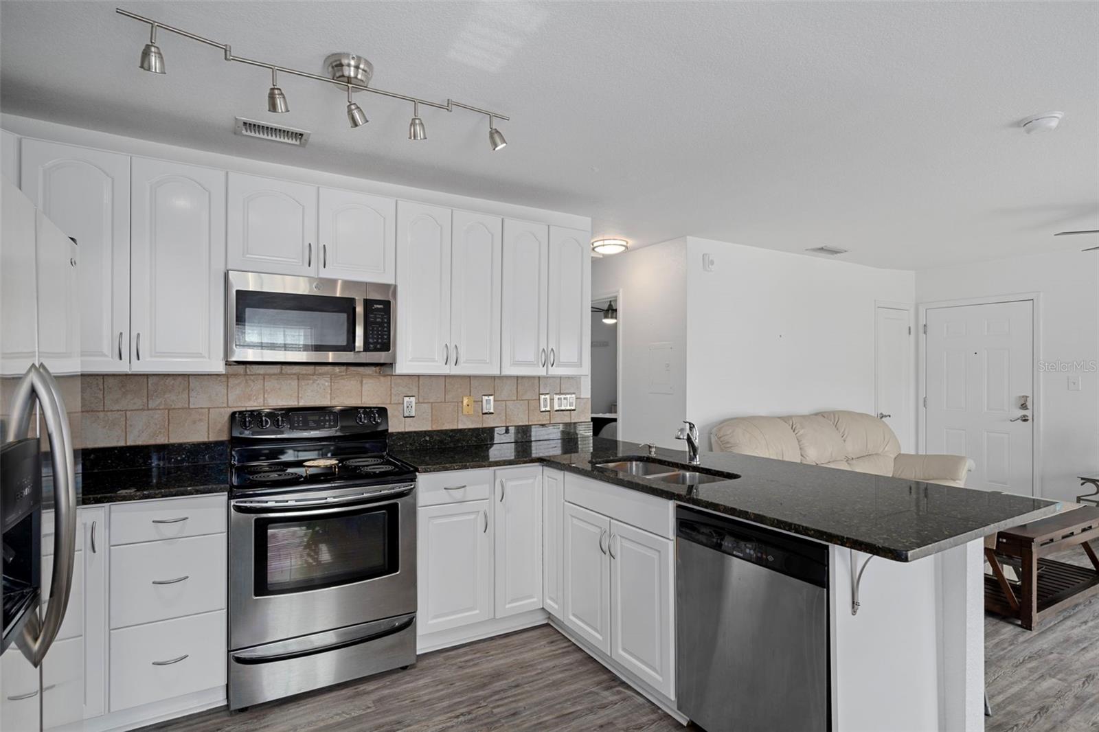 WATERSIDE AT COQUINA KEY SOUTH - Residential