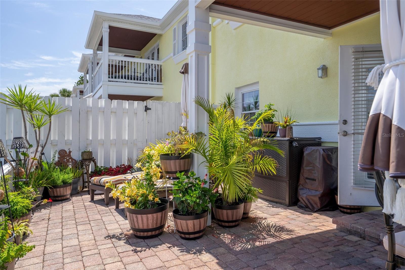 WATERSIDE AT COQUINA KEY SOUTH - Residential