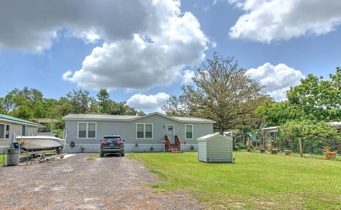 3832 MICHELLE LANE ZEPHYRHILLS FL 33541