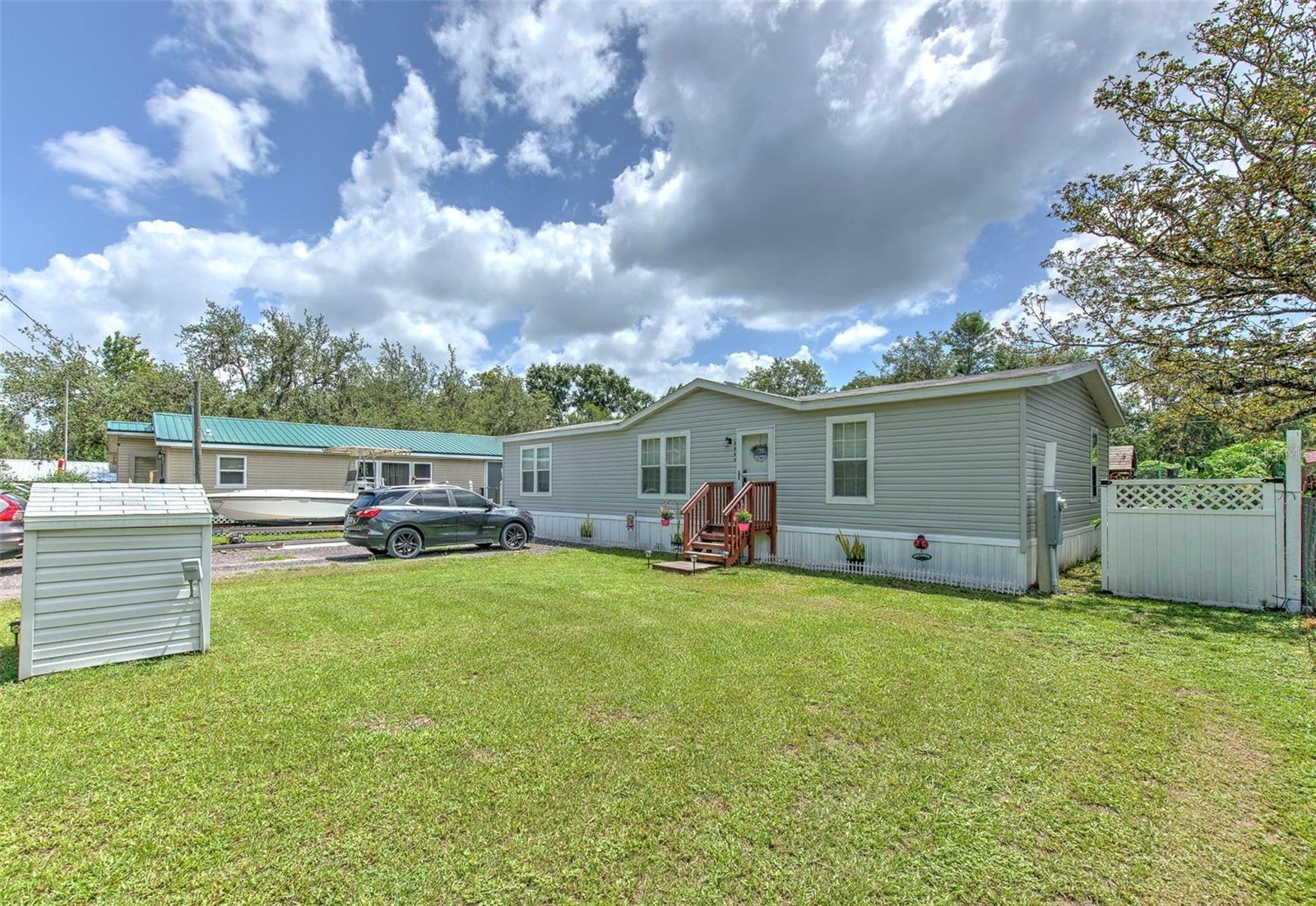 3832 MICHELLE LANE