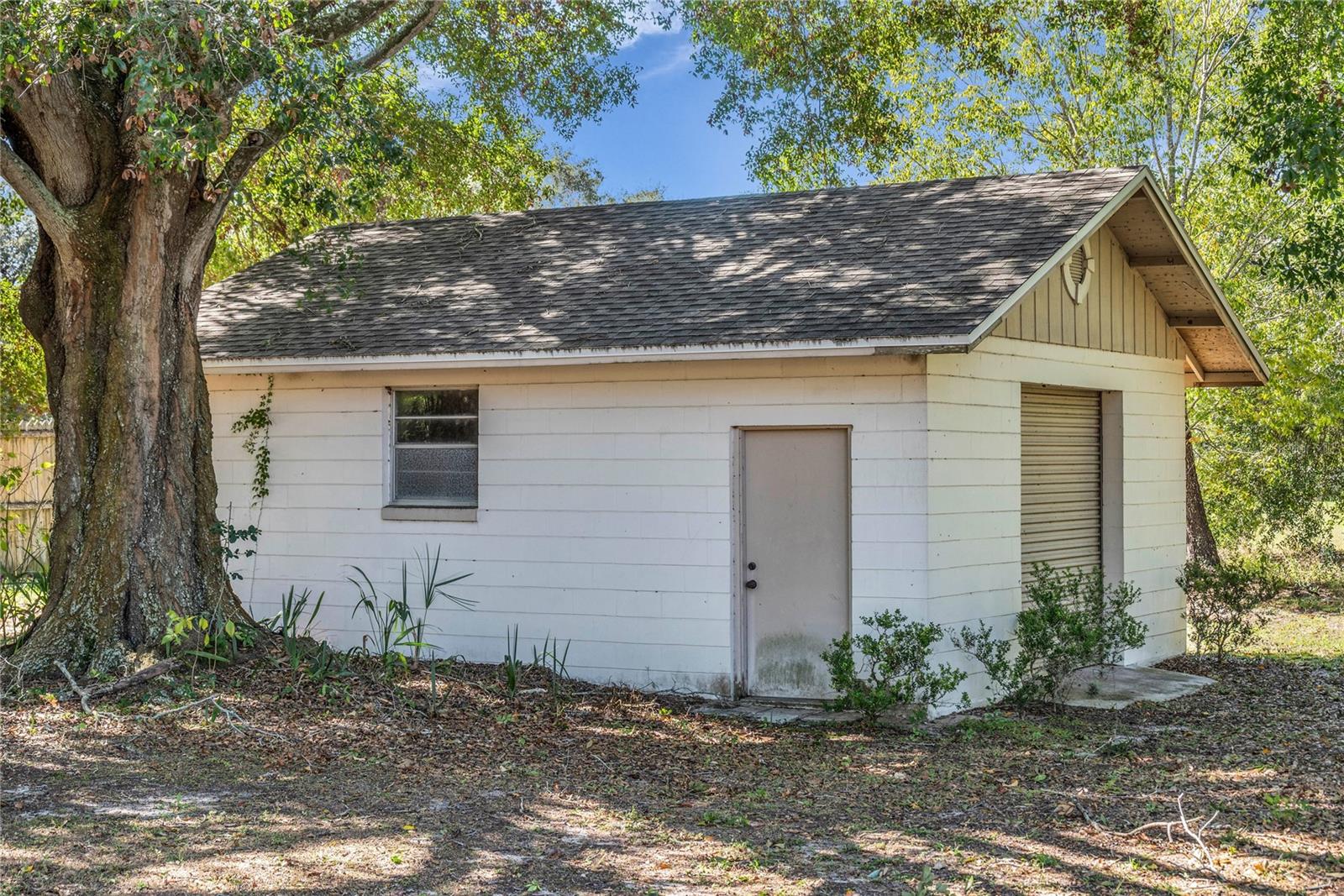 HULL ISLAND AT OAKLAND - Residential