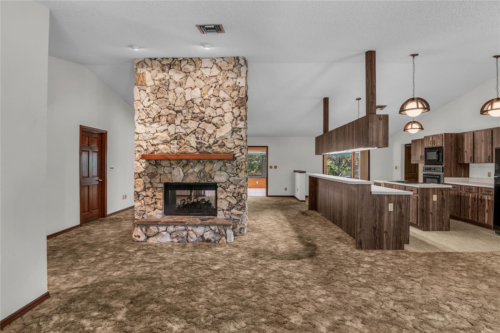 HULL ISLAND AT OAKLAND - Residential