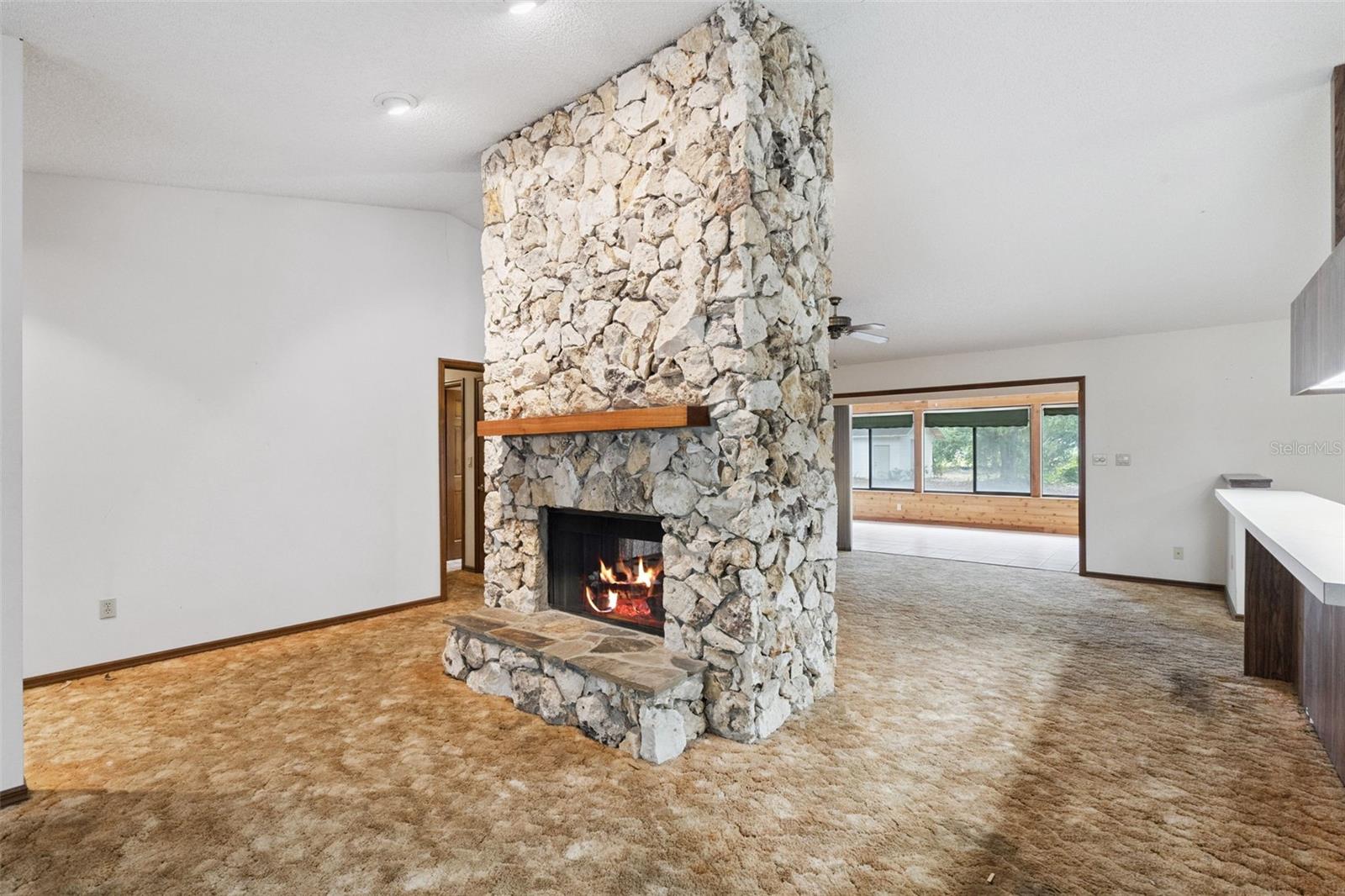 HULL ISLAND AT OAKLAND - Residential