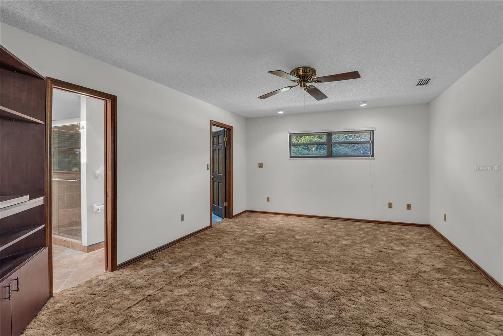 HULL ISLAND AT OAKLAND - Residential