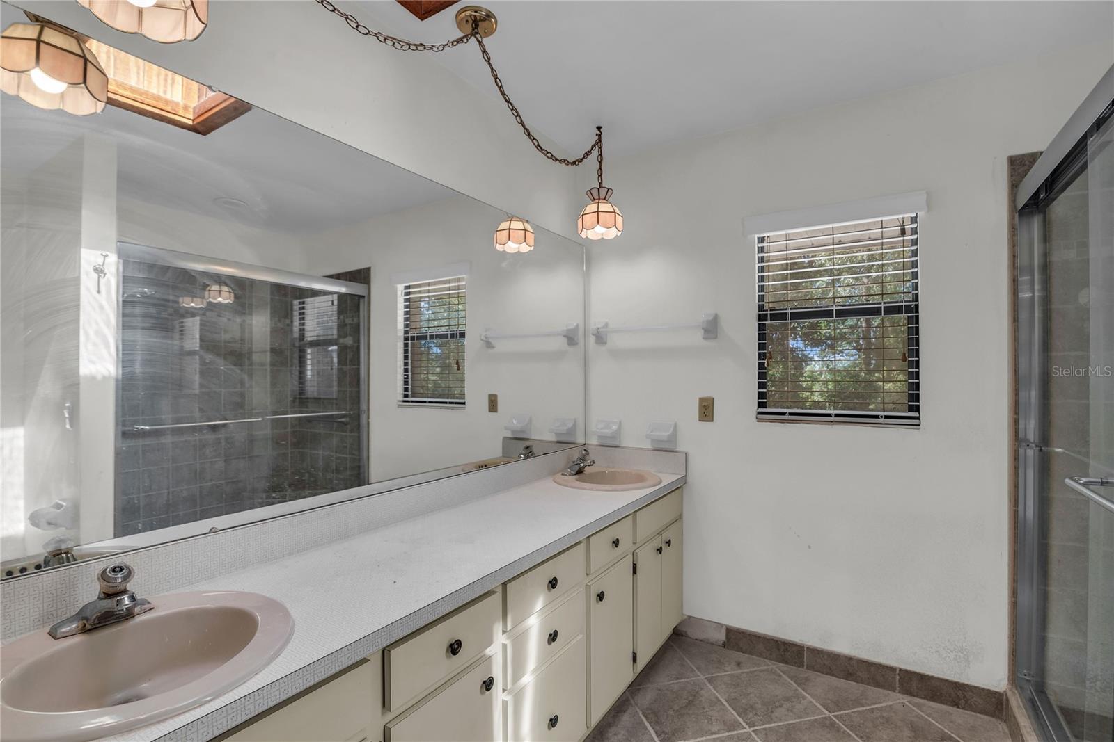 HULL ISLAND AT OAKLAND - Residential