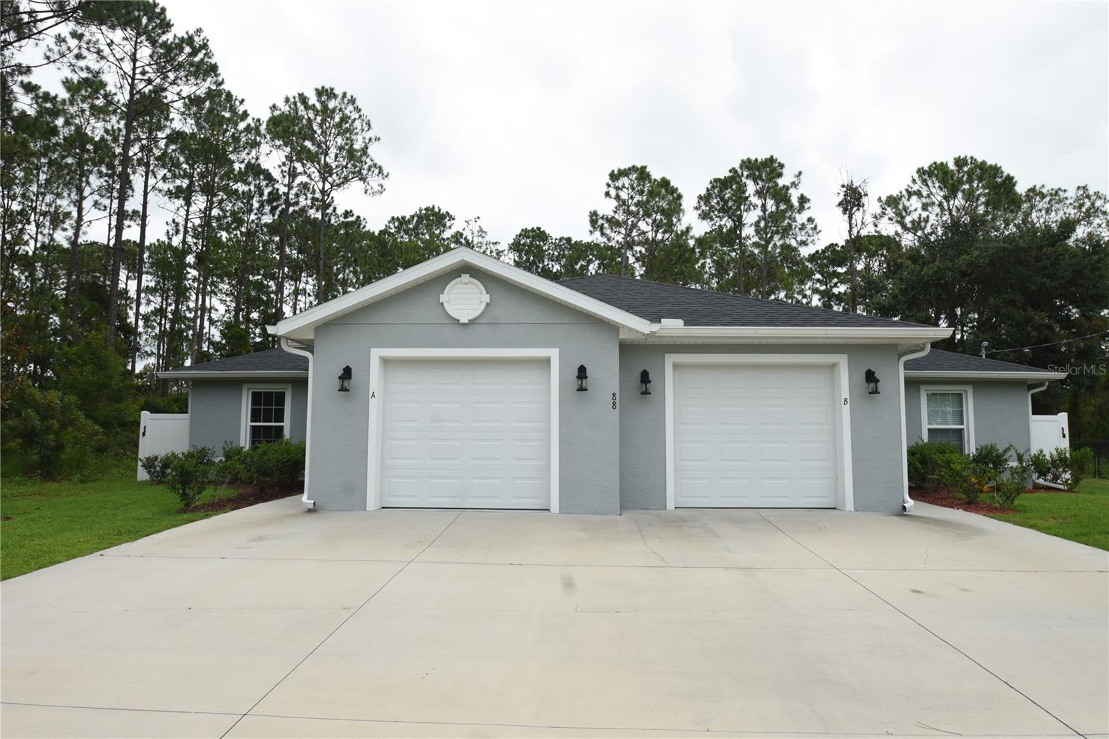Deposit free living (for qualified renters through Obligo)! Cherish the opportunity to make 88 Plain View Dr, Unit B, your new sanctuary in the heart of Palm Coast, FL. Lawn care included. This charming 3-bedroom, 2-bathroom home boasts a generous 1211 sq ft of living space, perfect for creating cherished memories with loved ones. Step inside and be greeted by a welcoming open floor plan that effortlessly flows, offering ample room for relaxation and entertainment. The well-appointed kitchen provides a delightful space for culinary adventures, ensuring every meal is a special occasion. Retreat to the spacious bedrooms, where comfort and tranquility await after a long day. With two full bathrooms, morning routines and evening unwinding are made easy and convenient. Nestled in a serene neighborhood, this home offers the peaceful lifestyle you've been dreaming of. Enjoy the vibrant Palm Coast community, known for its friendly atmosphere and beautiful surroundings. Don't miss your chance to call 88 Plain View Dr, Unit B, your new home; schedule a viewing today and start living the life you deserve! Learn more about the benefits of deposit-free living here: See the Obligo brochure https://depositfree.myobligo.com/hubfs/Partner%20Resource%20Center%20(Obligo%20x%20Buildium)/Tenant%20Brochure.pdf