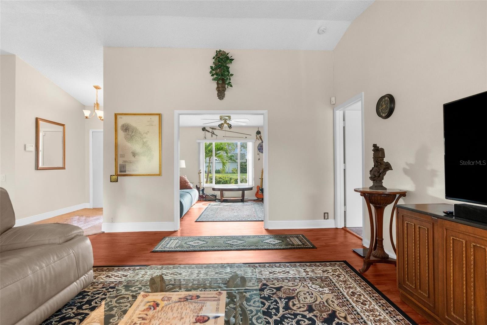 2833 WINDRIDGE DRIVE