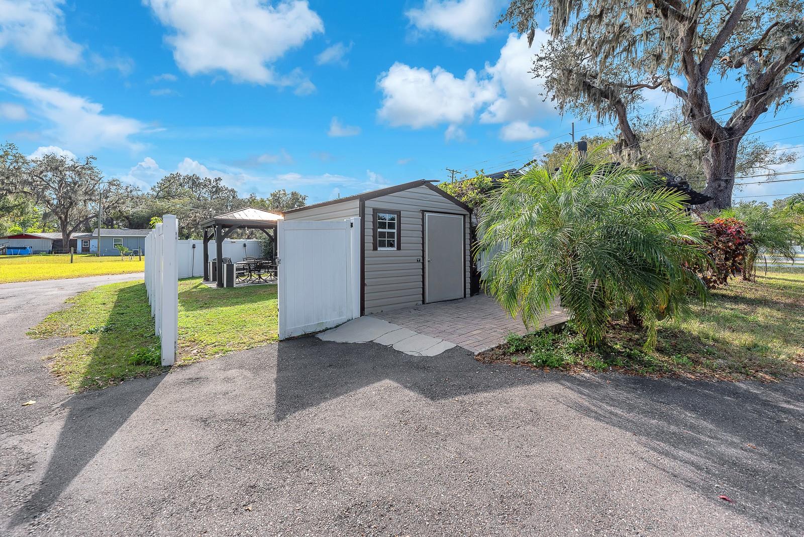 UNPLATTED - Commercial Sale