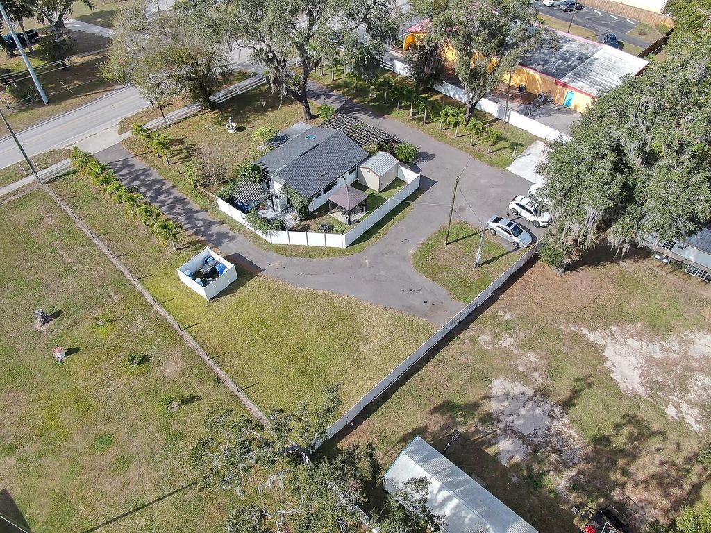 Photo of 105 S Saint Cloud Avenue, Valrico, FL 33594 (MLS # TB8456781)
