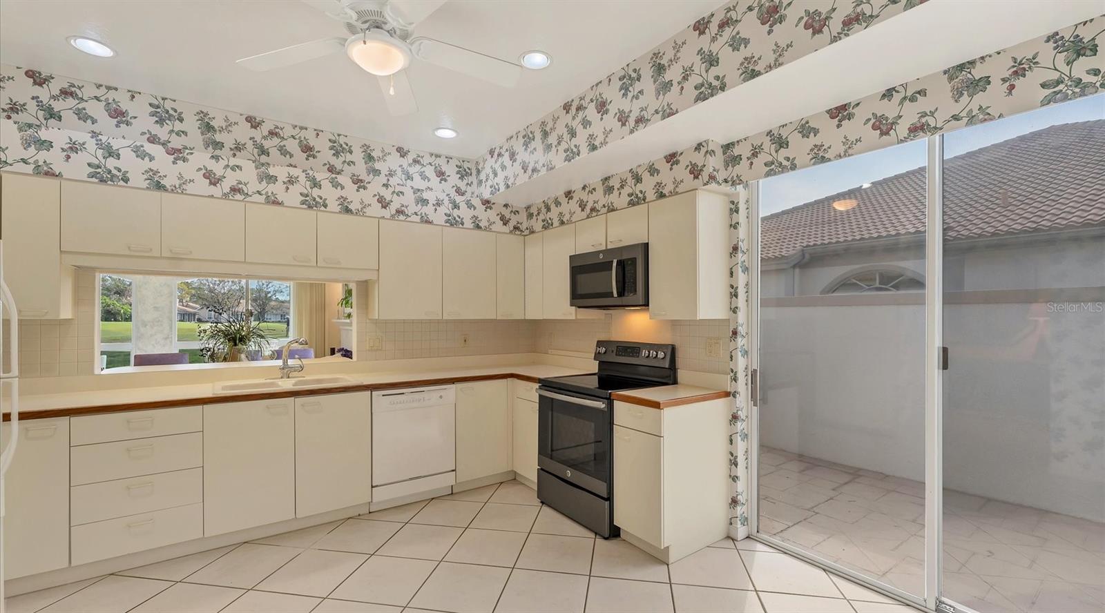 CHATSWORTH GREENE - THE MEADOWS - THE HIGHLANDS - Residential