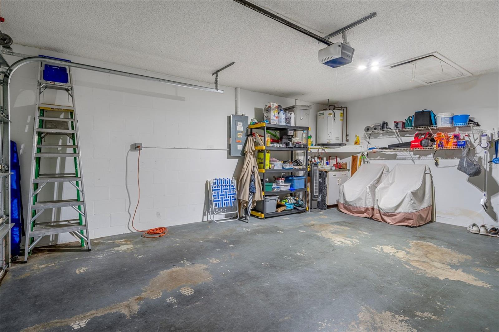 TIMBER PINES - Residential