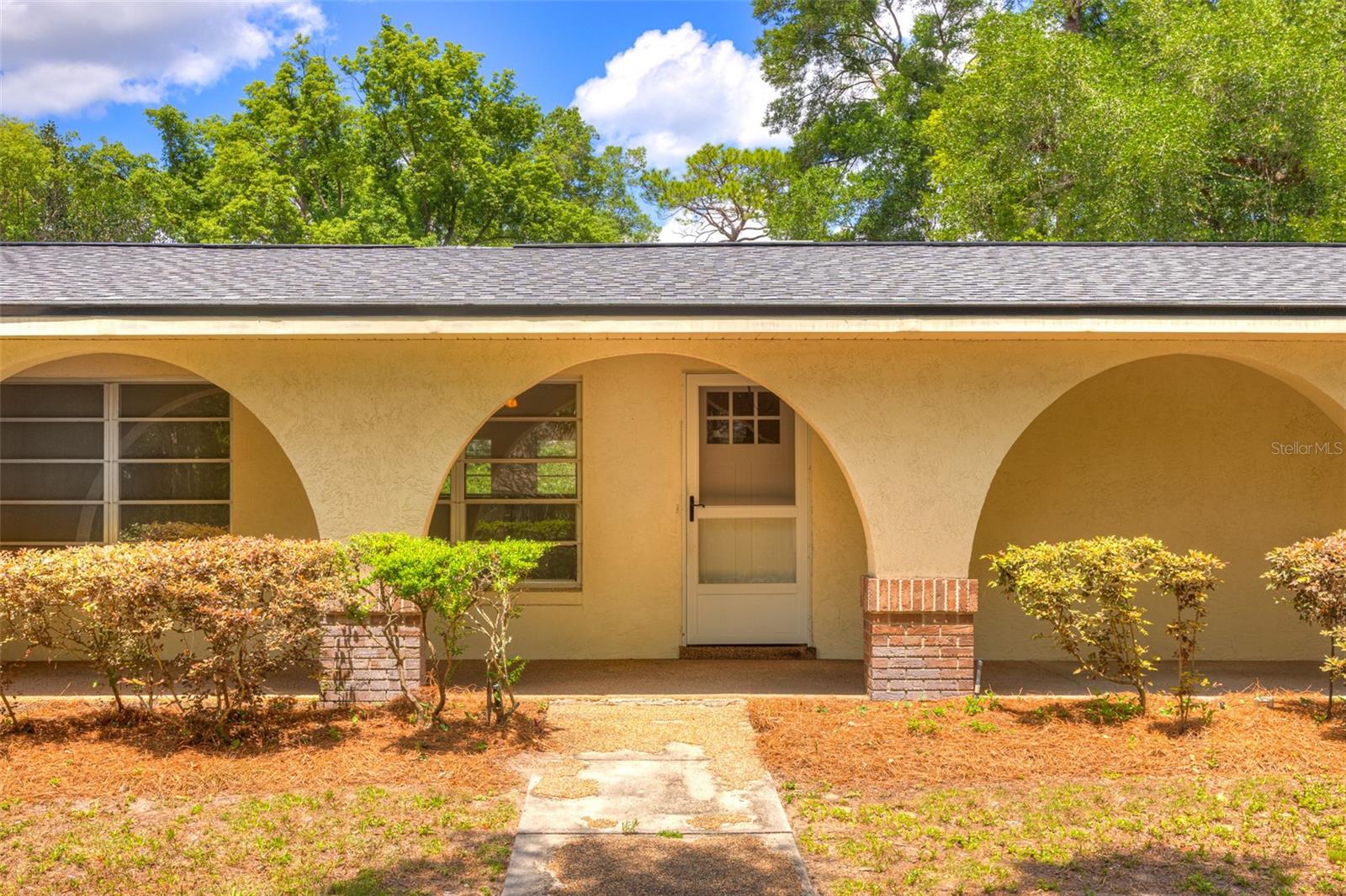 321 HUNTINGTON DRIVE