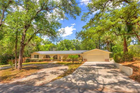 Photo of 321 Huntington Drive, Deland, FL 32724 (MLS # V4949043)